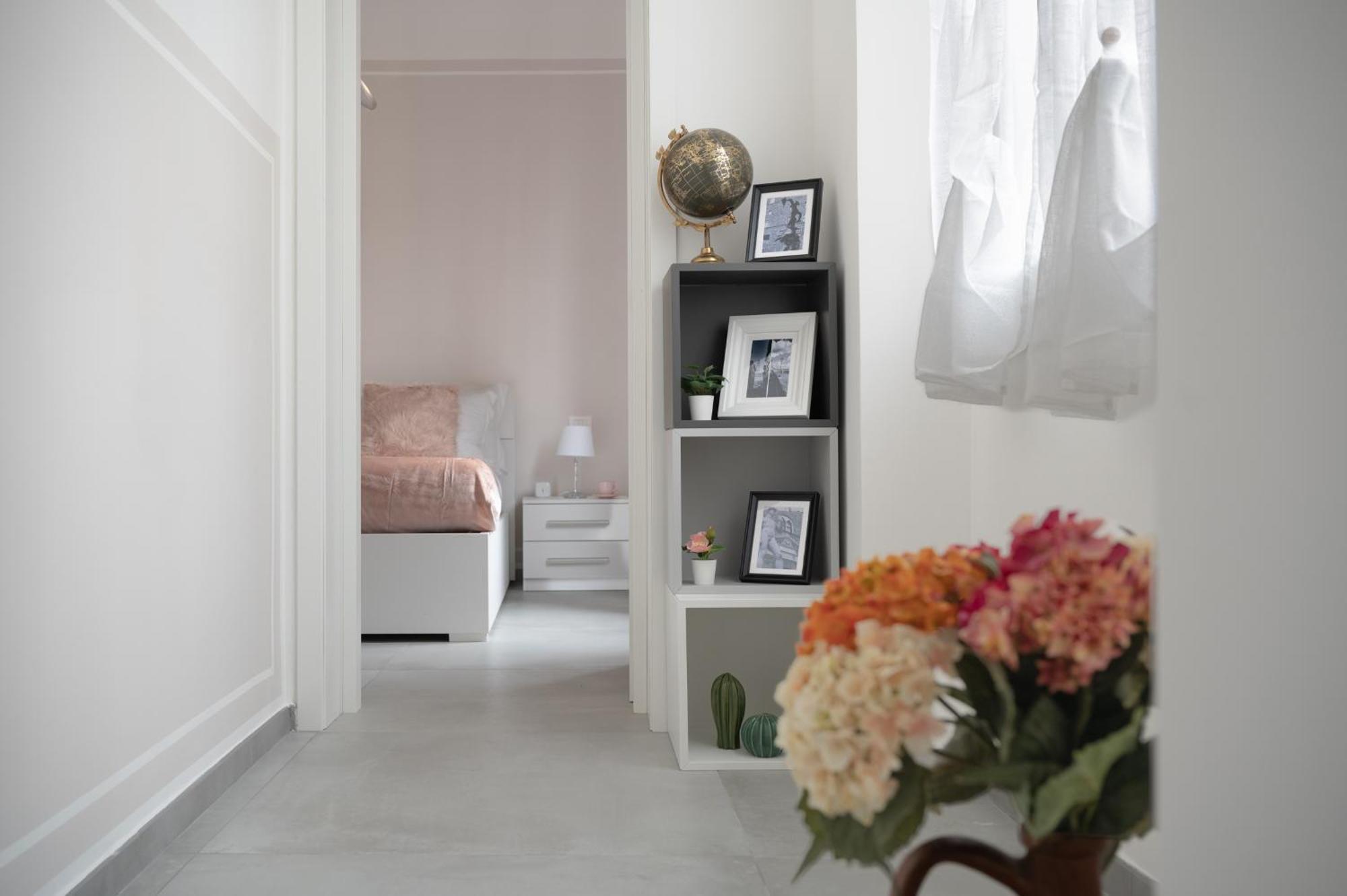 Via Ponte Alle Mosse, 19 - Florence Charming Apartments - A Chic, Newly Renovated Apartment Near Tram Leopolda, A Few Min From Downtown מראה חיצוני תמונה